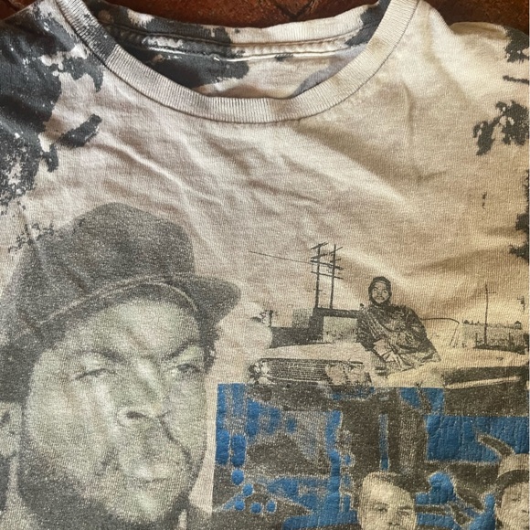Vintage Graphic Concert Crewneck T-Shirt Dr. Drè - Picture 2 of 4
